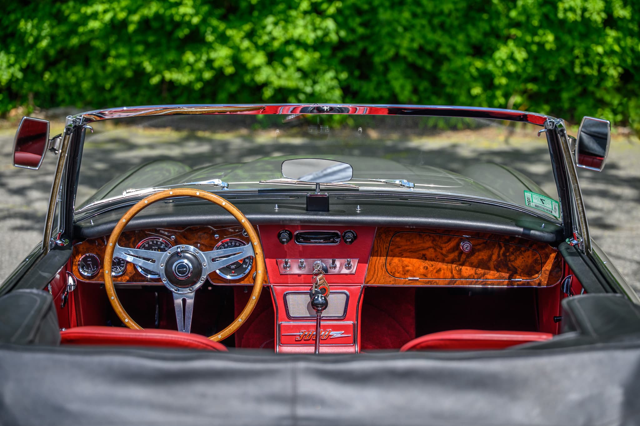 1965 Austin-Healey 3000 BJ8 three-quarter front view — collector car photography